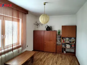 Prodej rodinného domu, Petrohrad, 151 m2