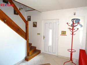 Prodej rodinného domu, Petrohrad, 151 m2
