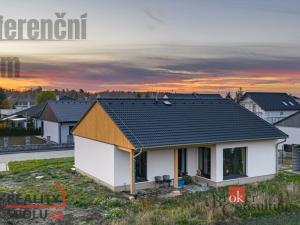 Prodej rodinného domu, Sezemice - Počaply, 90 m2