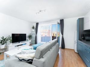 Prodej bytu 2+kk, Hostivice, Ječná, 48 m2