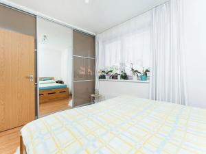 Prodej bytu 2+kk, Hostivice, Ječná, 48 m2
