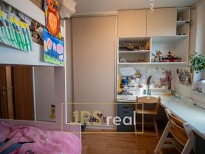 Prodej bytu 3+1, Veselí nad Moravou, náměstí Míru, 74 m2