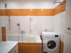Prodej bytu 3+1, Veselí nad Moravou, náměstí Míru, 74 m2