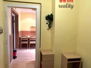 Prodej bytu 2+1, Ostrov, Lidická, 56 m2