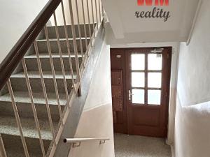 Prodej bytu 2+1, Ostrov, Lidická, 56 m2