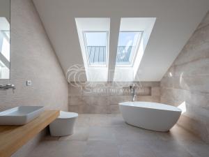 Prodej rodinného domu, Statenice, Nad Vinicí, 270 m2