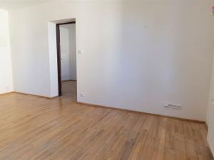 Pronájem bytu 2+kk, Jablonec nad Nisou, V Luzích, 43 m2