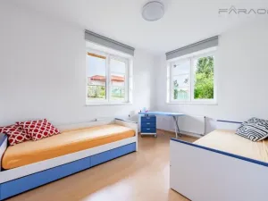 Pronájem rodinného domu, Čakov, 270 m2