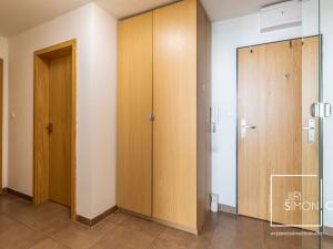 Prodej bytu 2+kk, Hostivice, Ječná, 48 m2