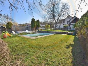 Prodej rodinného domu, Chržín, 220 m2
