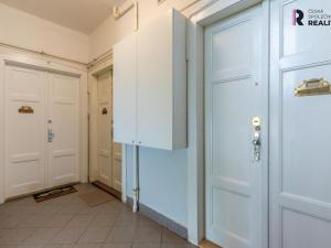 Prodej bytu 2+1, Praha - Bubeneč, Jaselská, 60 m2