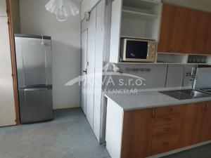 Pronájem bytu 2+1, Plzeň - Lobzy, Polední, 60 m2