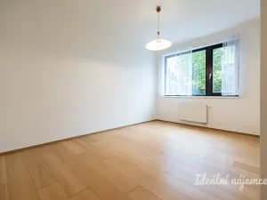 Pronájem bytu 3+kk, Praha - Dolní Chabry, Poštova, 83 m2