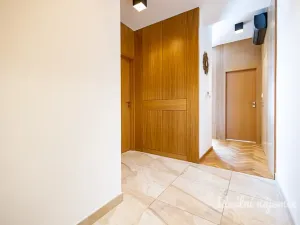 Pronájem bytu 2+kk, Praha - Michle, U plynárny, 58 m2