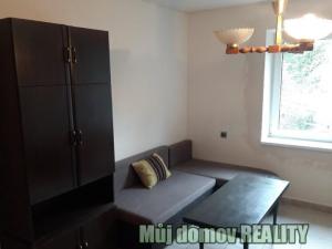 Pronájem bytu 2+1, Praha - Radotín, K cementárně, 45 m2
