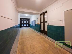 Pronájem bytu 1+kk, Praha - Žižkov, Sudoměřská, 35 m2