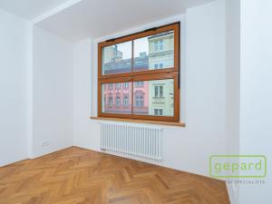 Pronájem bytu 1+kk, Praha - Žižkov, Sudoměřská, 35 m2