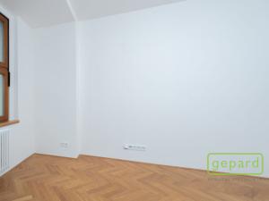 Pronájem bytu 1+kk, Praha - Žižkov, Sudoměřská, 35 m2