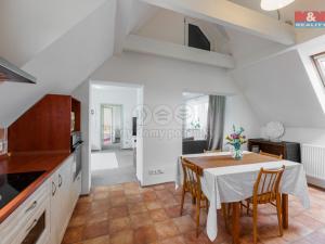 Prodej rodinného domu, Karlovy Vary - Bohatice, Na Stezce, 182 m2