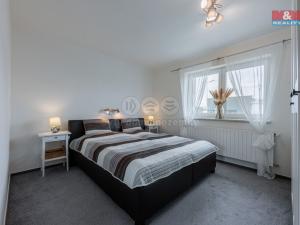 Prodej rodinného domu, Karlovy Vary - Bohatice, Na Stezce, 182 m2