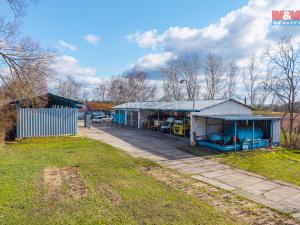 Prodej obchodního prostoru, Lišany, 832 m2