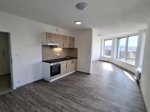 Pronájem bytu 2+kk, Plzeň, Železniční, 73 m2