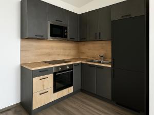 Prodej bytu 2+kk, Komárov, Okružní, 40 m2