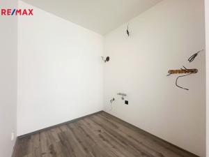 Prodej bytu 2+kk, Komárov, Okružní, 40 m2