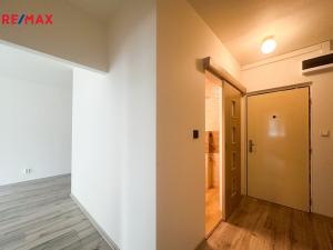 Prodej bytu 2+kk, Komárov, Okružní, 40 m2