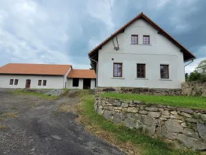 Prodej zemědělské usedlosti, Sedlec-Prčice - Uhřice, 1005 m2