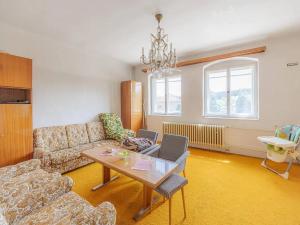 Prodej vícegeneračního domu, Všeruby, 310 m2