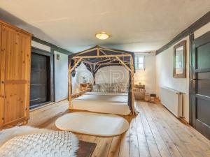 Prodej chalupy, Dolní Žandov - Horní Žandov, 152 m2