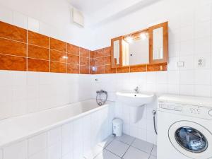 Prodej bytu 2+kk, Praha - Strašnice, Vinohradská, 38 m2