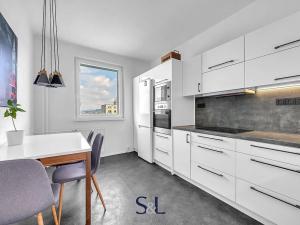 Prodej bytu 3+1, Liberec, Sametová, 59 m2