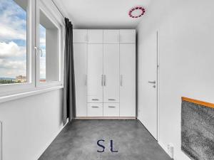 Prodej bytu 3+1, Liberec, Sametová, 59 m2
