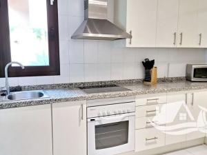 Prodej bytu 3+kk, Manilva, Španělsko, 100 m2