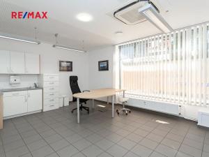 Pronájem ordinace, Praha - Nusle, Hradeckých, 83 m2