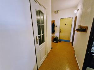 Prodej bytu 2+1, Ústí nad Labem - Ústí nad Labem-centrum, V Kutišti, 49 m2