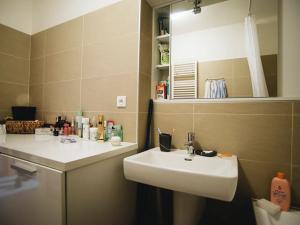Pronájem bytu 2+kk, Praha - Vršovice, Pod stupni, 56 m2