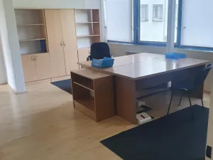 Pronájem komerční nemovitosti, Korozluky, 400 m2