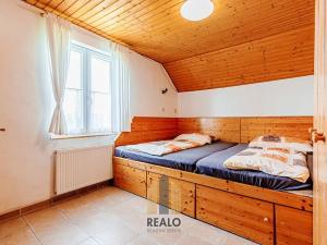 Pronájem komerční nemovitosti, Lažánky, 500 m2