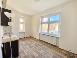 Pronájem bytu 1+1, Olomouc, Zamenhofova, 51 m2