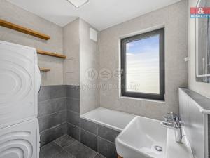 Prodej bytu 3+kk, Praha - Vysočany, Svatošových, 89 m2