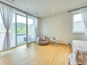 Prodej bytu 2+kk, Vrané nad Vltavou, U Elektrárny, 67 m2