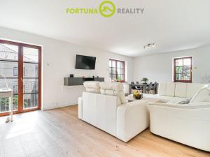 Prodej vily, Ostrava - Stará Bělá, Dokoupilova, 399 m2