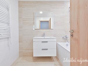 Pronájem bytu 2+1, Brno, Horácké náměstí, 66 m2