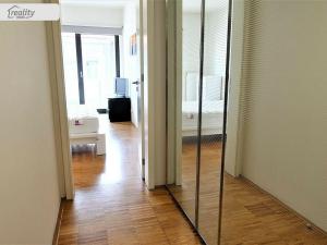 Pronájem bytu 2+kk, Praha - Žižkov, Prokopova, 62 m2