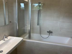 Pronájem bytu 2+1, České Budějovice - České Budějovice 7, Heydukova, 80 m2