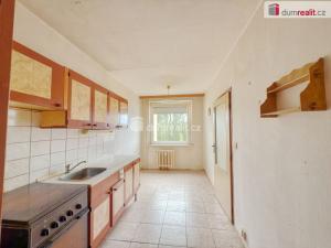 Prodej bytu 3+1, Chlumec, Jarní, 65 m2