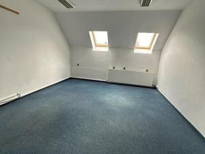 Pronájem výrobních prostor, Praha - Libuš, Libušská, 976 m2